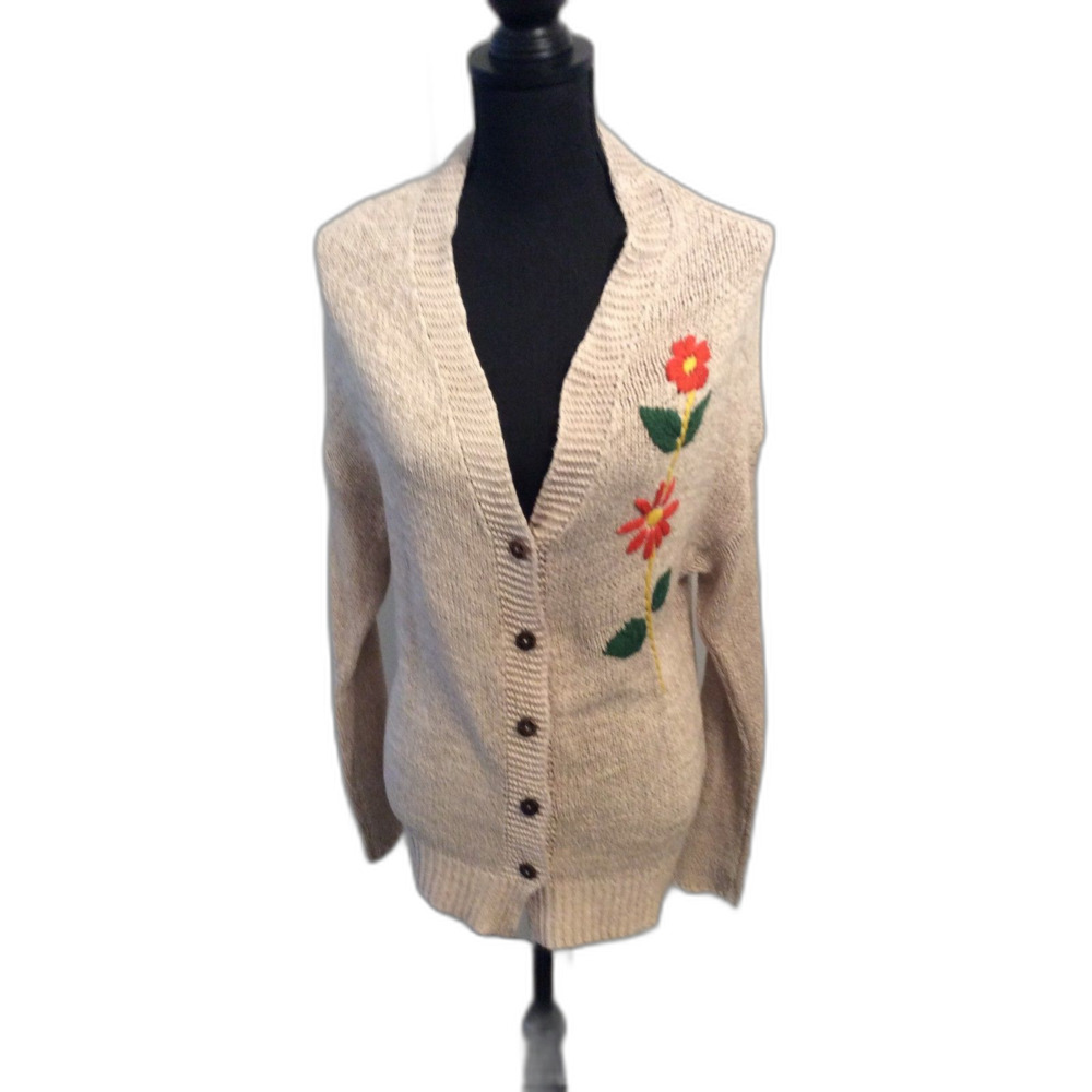 Easel Small Retro Cardigan Front Button Cozy Anth… - image 1